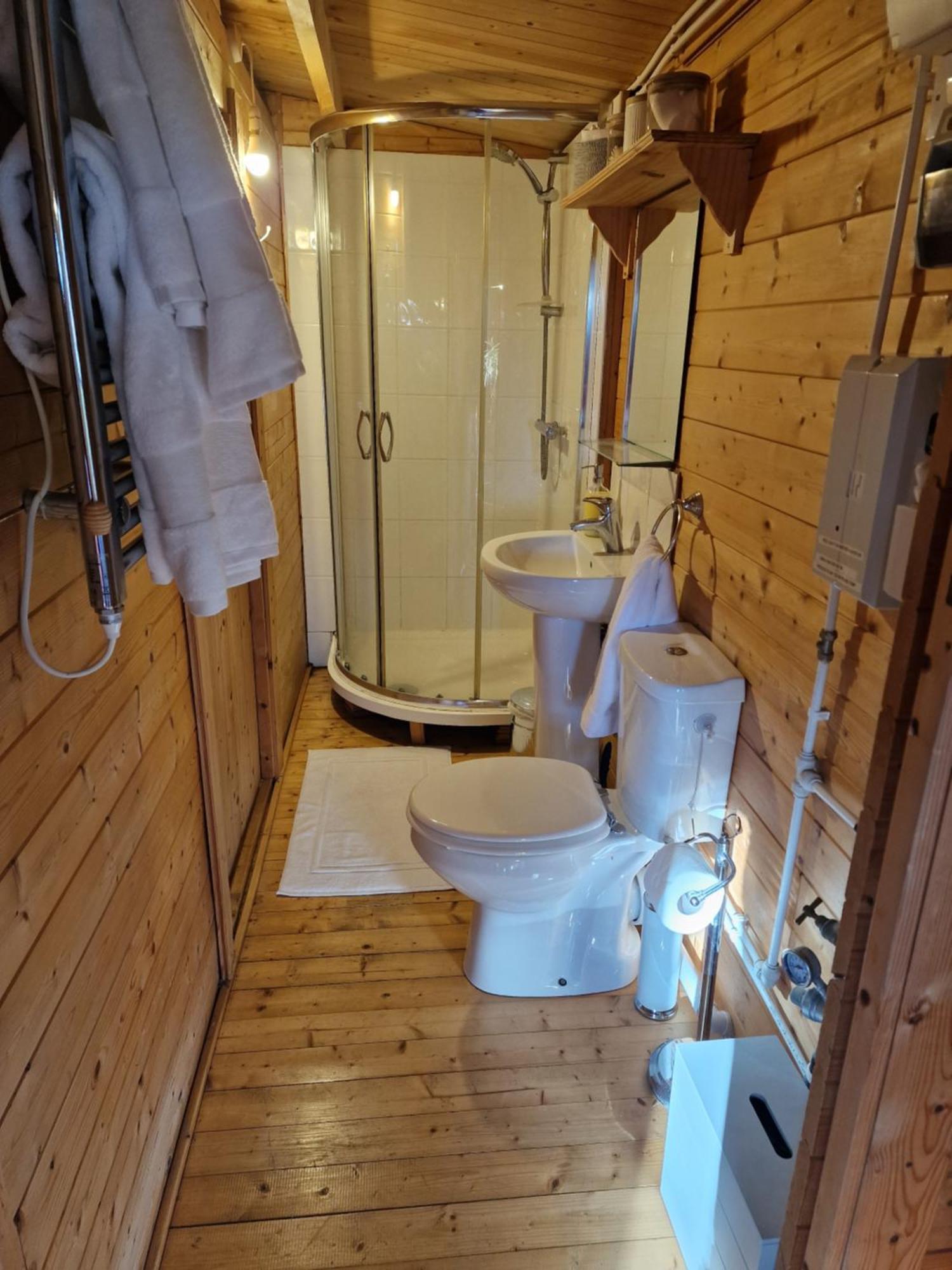 Cherry Orchard Retreat Chalet Chideock