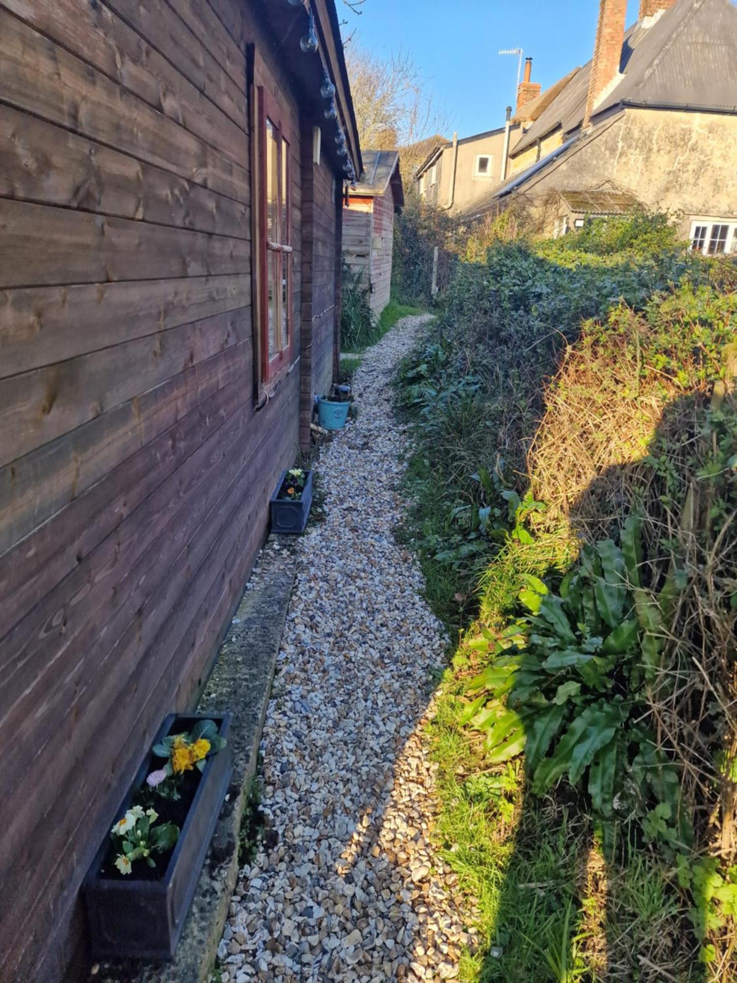 Chalet Cherry Orchard Retreat *
